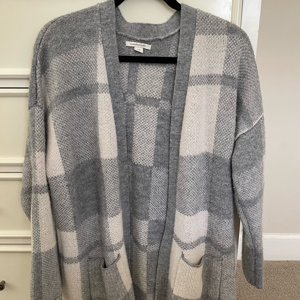 oversized plaid american eagle cardigan